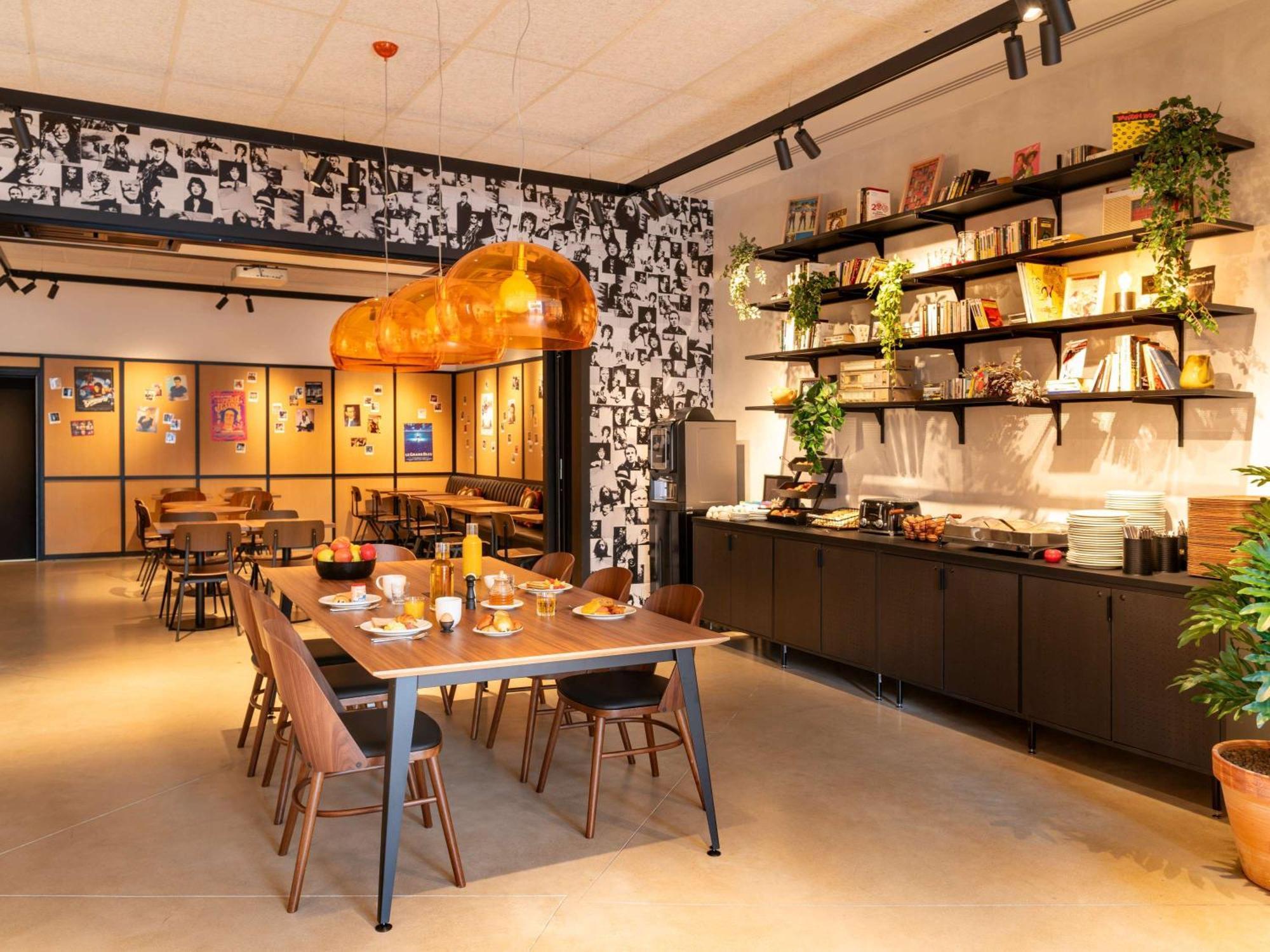 Ibis Styles Paris Вильжюиф Экстерьер фото