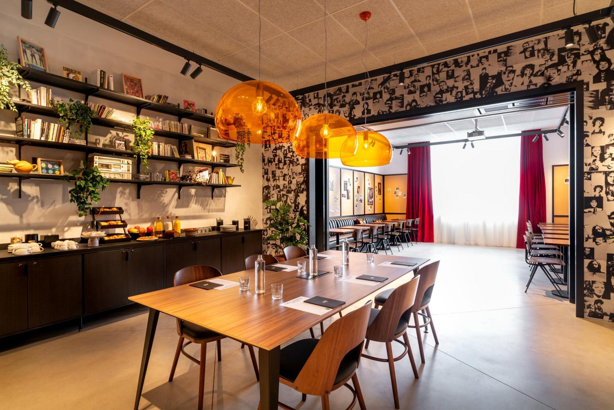 Ibis Styles Paris Вильжюиф Экстерьер фото