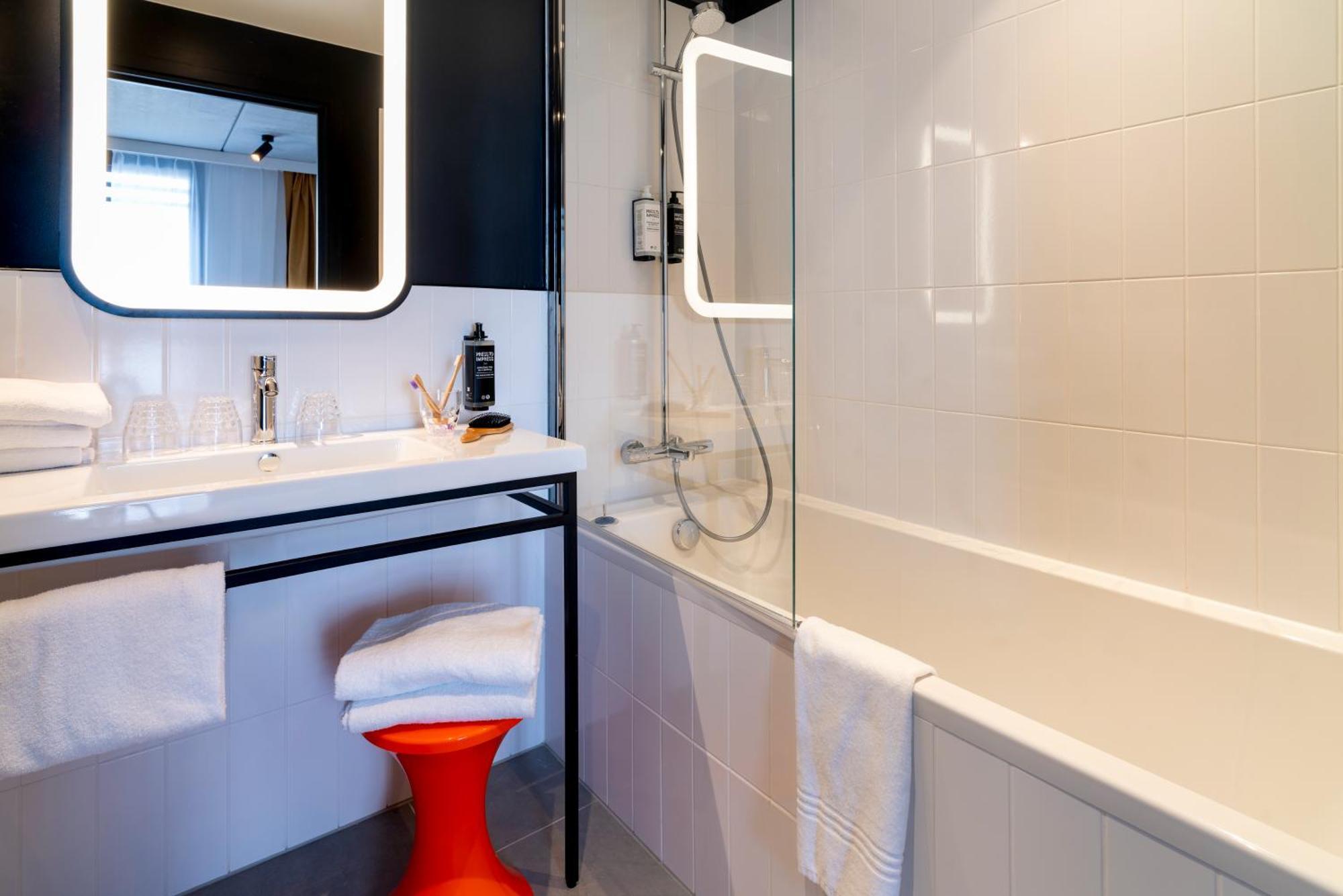 Ibis Styles Paris Вильжюиф Экстерьер фото