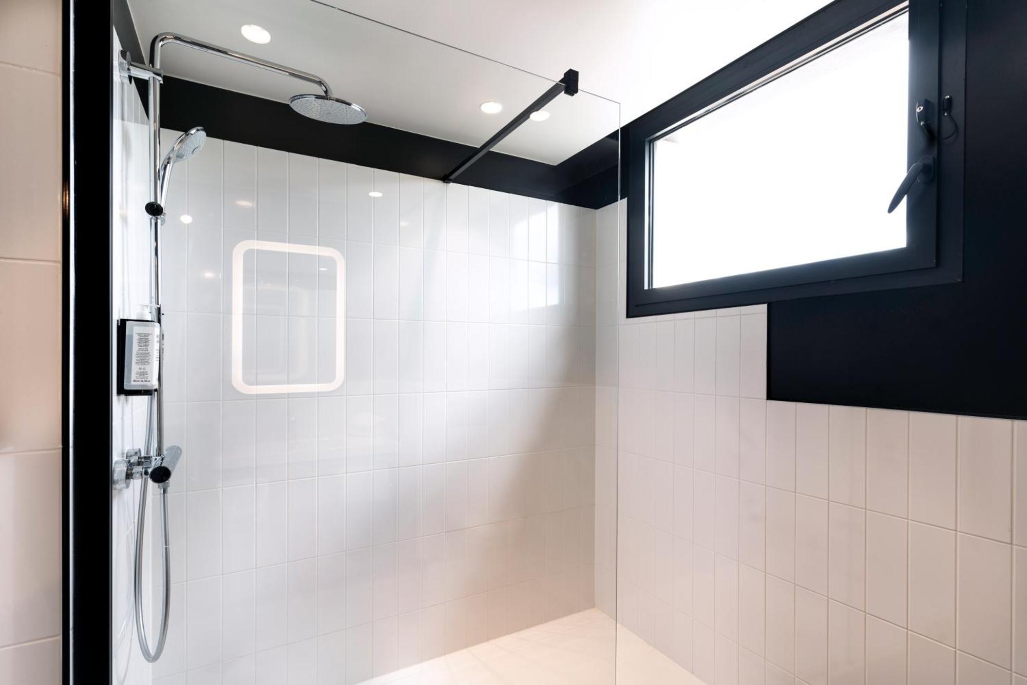 Ibis Styles Paris Вильжюиф Экстерьер фото