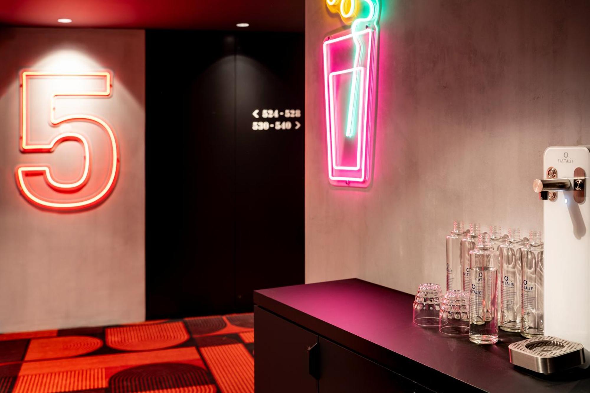 Ibis Styles Paris Вильжюиф Экстерьер фото