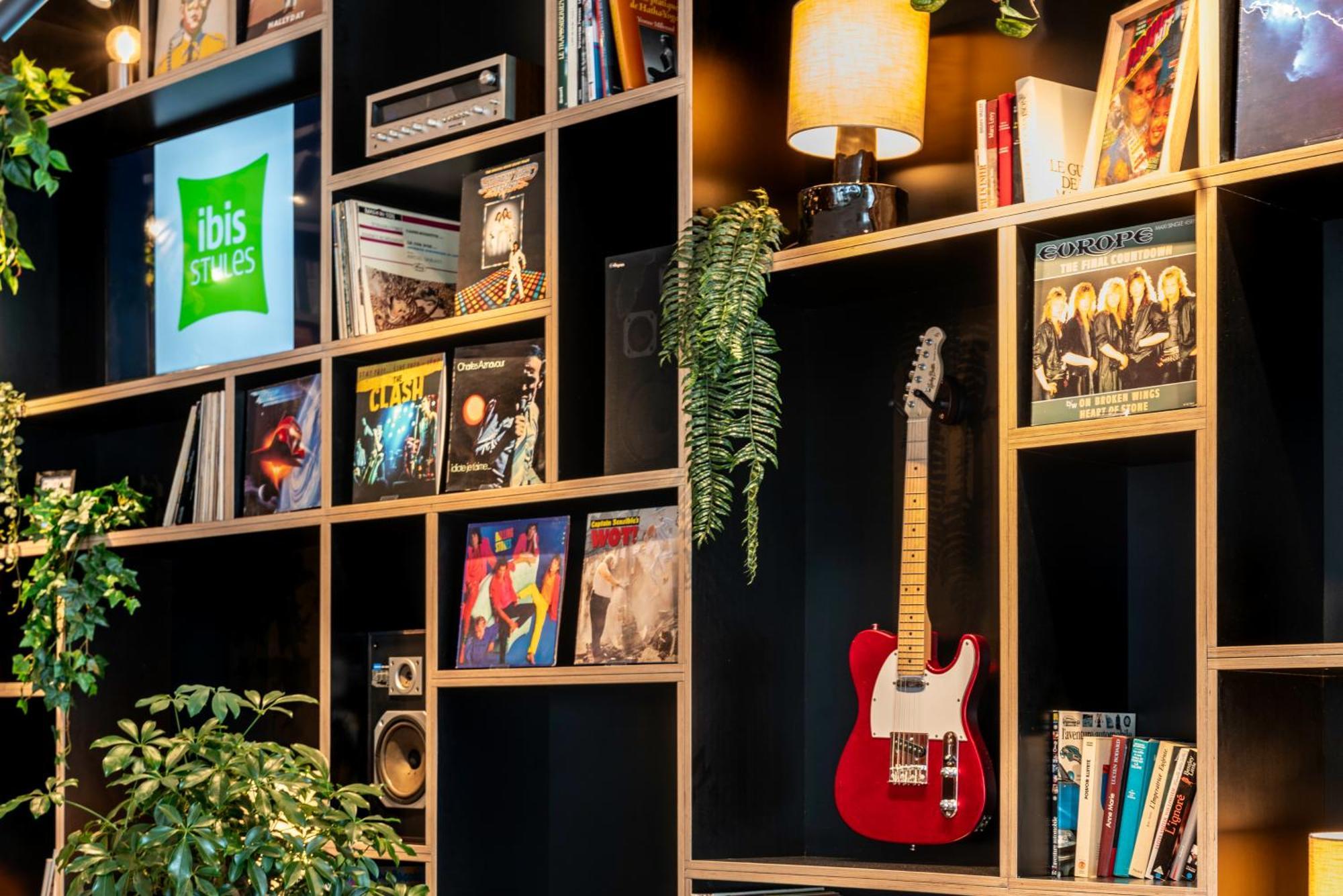 Ibis Styles Paris Вильжюиф Экстерьер фото
