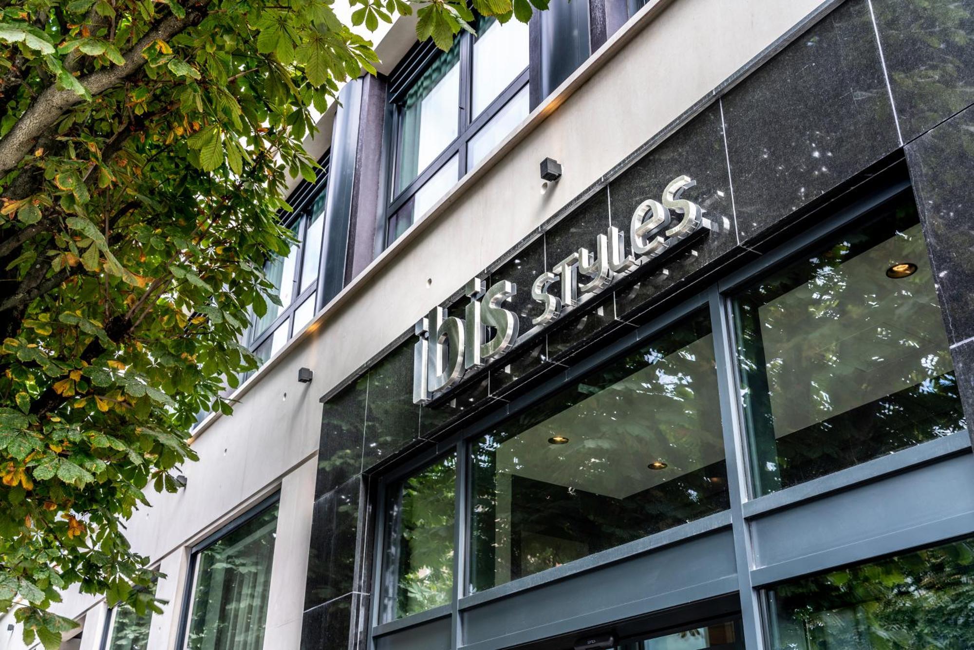 Ibis Styles Paris Вильжюиф Экстерьер фото